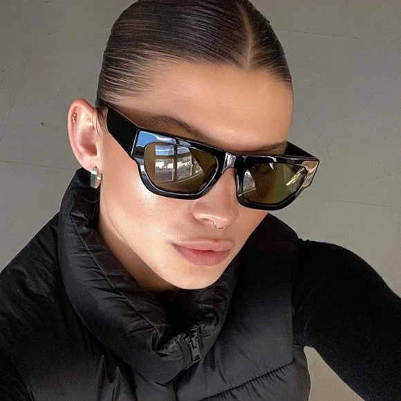 Vehla sunglasses - Finn in Khaki - brand new in box - Picture 2 of 5